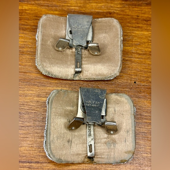 Beautiful Vintage Beaded Shoe Clips - Picture 4 of 10